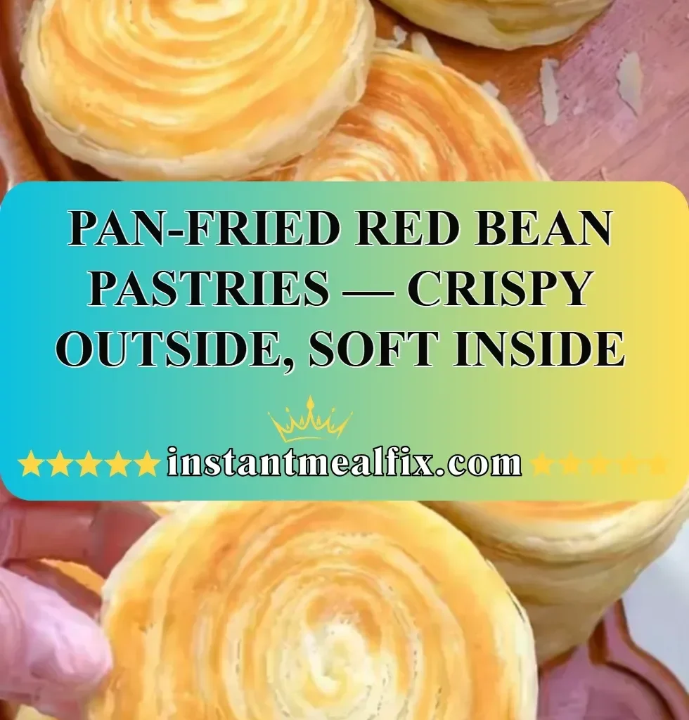 Delicious pan-fried red bean pastries with a crispy exterior and soft interior