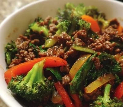 Ground beef healthy dinner recipes with fresh ingredients and vibrant presentation.