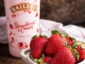 Strawberry Shortcake Martini - a creamy dessert cocktail with fresh strawberries