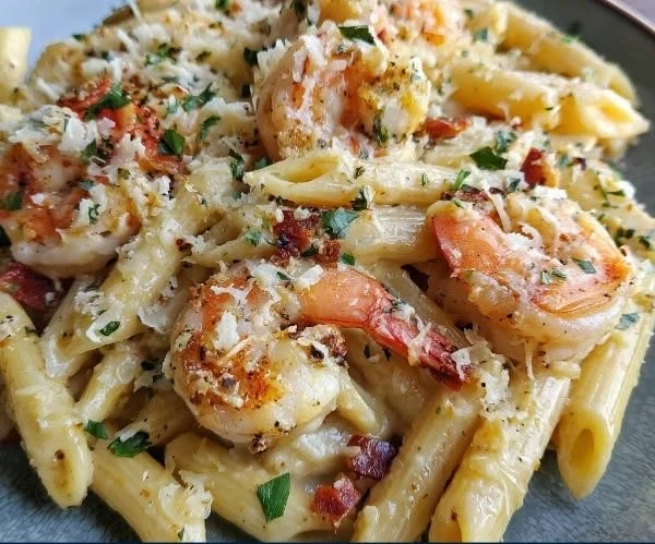 Shrimp Scampi Pasta Bake, a creamy pasta dish with shrimp and cheese